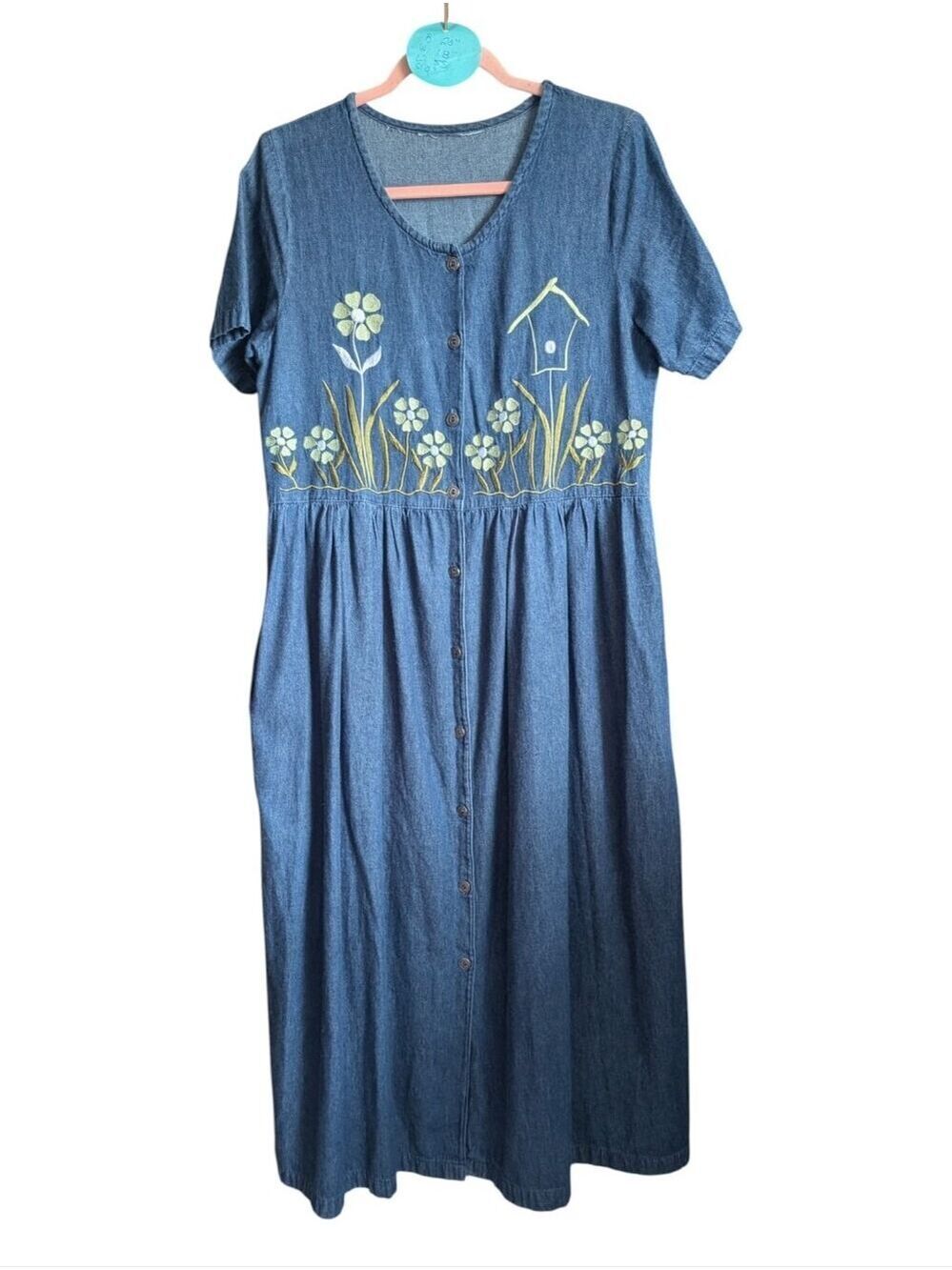 M • Vintage • Blue Denim Midi Dress with Shades Of Green Floral Embroidery